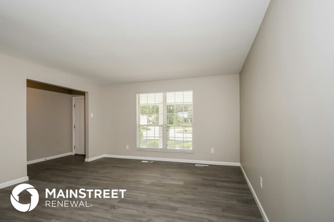 Building Photo - 3748 Riviere Marne Ct