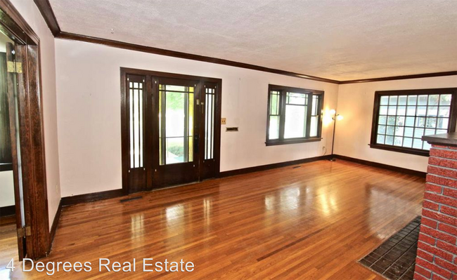 Foto del edificio - 4 br, 2 bath House - 3621 N. Normandie St.