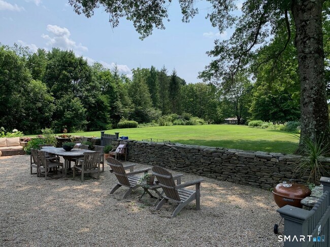 Building Photo - 87 Beaver Dam Rd