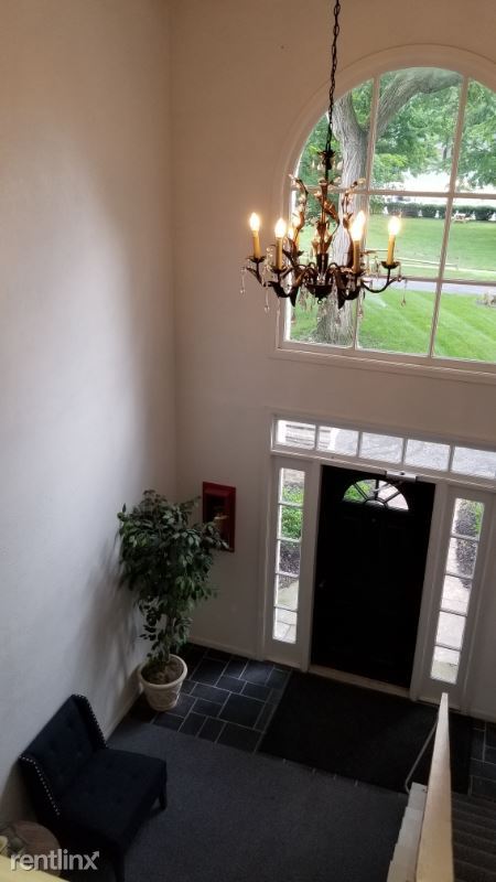 Building Photo - 3 br, 2 bath Condo - 6563 Abbey Run