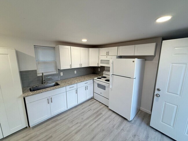 Foto del edificio - 423 E Sears St