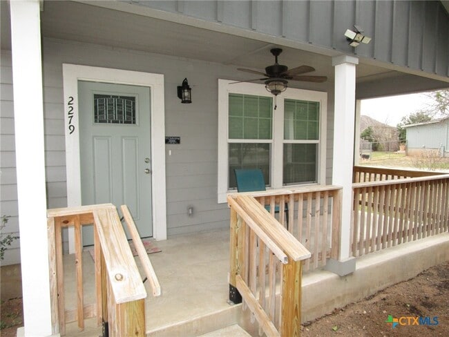 Building Photo - 2279 Eastman Ave