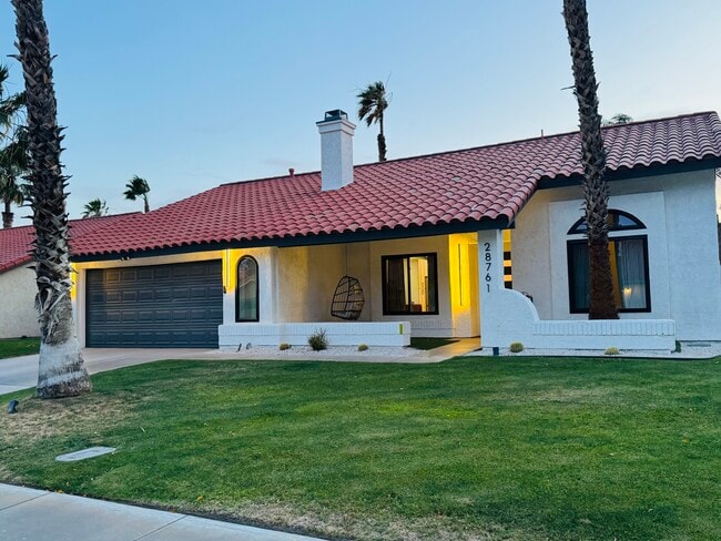 Building Photo - 28761 Avenida Duquesa