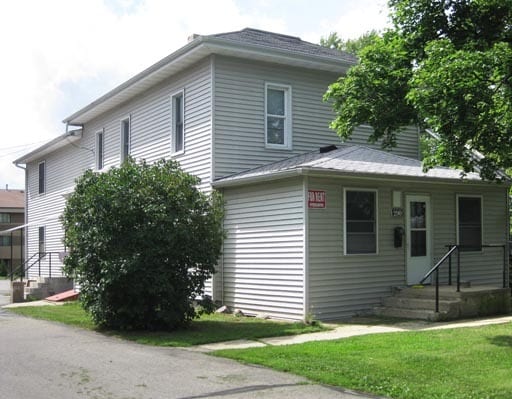 Building Photo - 290 N Tratt St