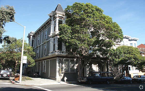 Building Photo - 888-898 14th St