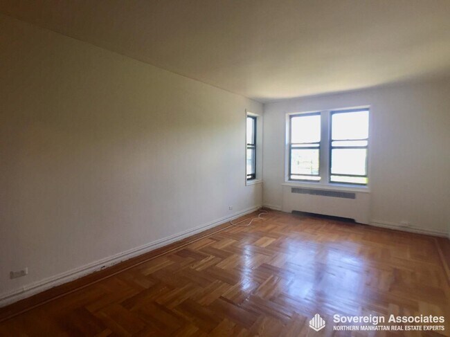 Foto del edificio - 600 West 218th Street