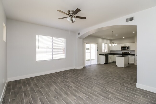 Building Photo - 2476 W Gypsum Ave