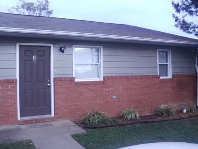 Foto principal - 145 Lester Heights Rd