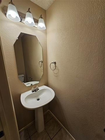 Building Photo - 1502 Cancun Dr