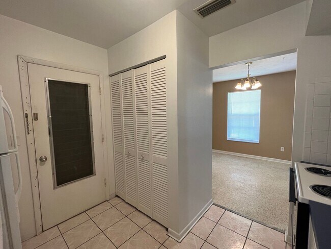 Building Photo - 2 br, 2 bath House - 2147 Shadow Ridge Drive