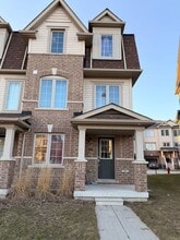 Building Photo - 456 Linden Dr