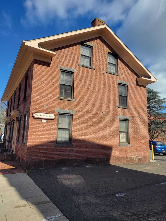 Building Photo - 1 Barristers Ct