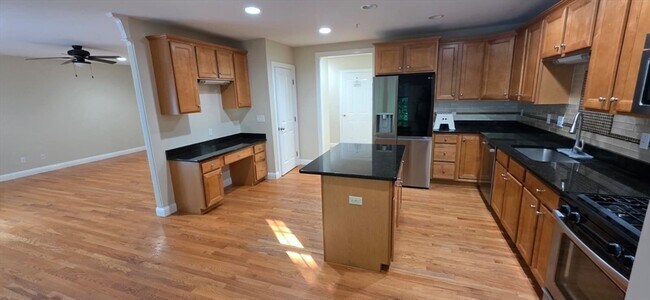 Foto del edificio - 3 County Ln