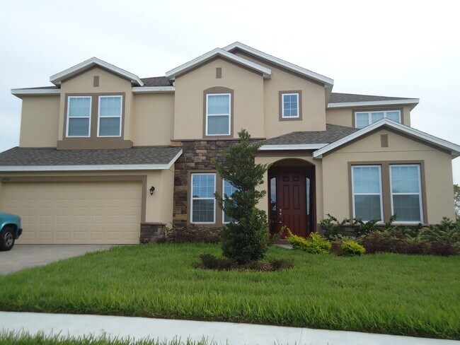 Building Photo - IMMEDIATE OCCUPANCY !!! LARGE// 5 Bedroom ...
