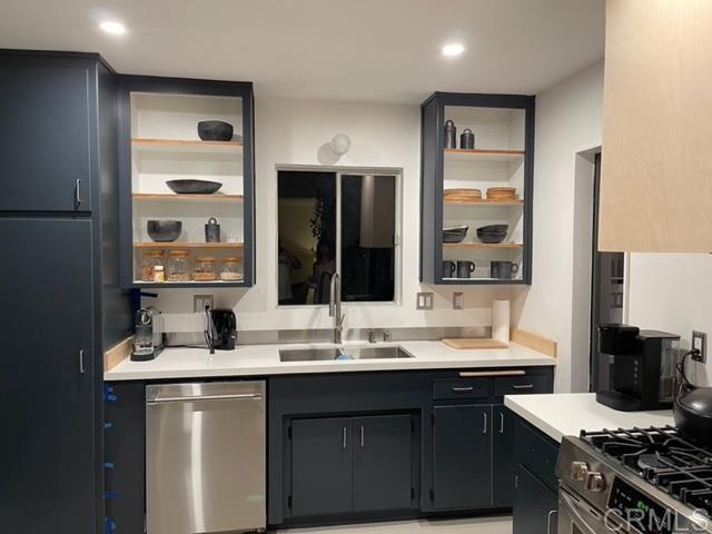 Building Photo - 680 Mar Vista Dr