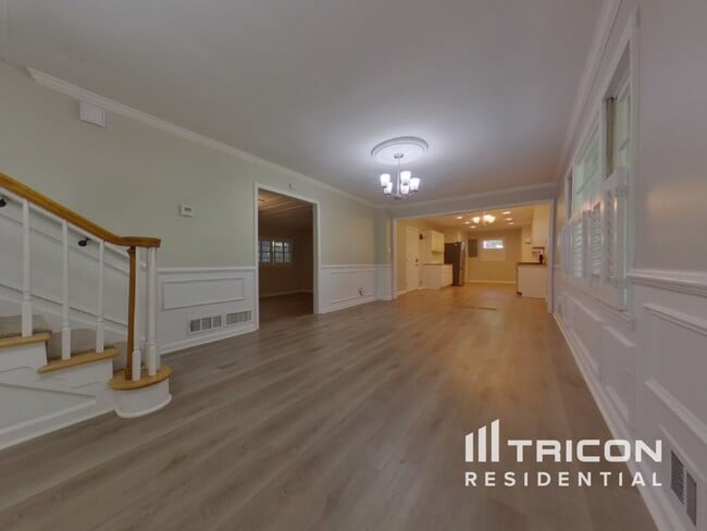 Building Photo - 4142 Pine Valley Dr