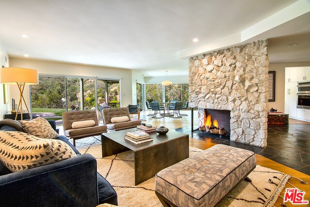 Foto del edificio - 8516 Allenwood Rd
