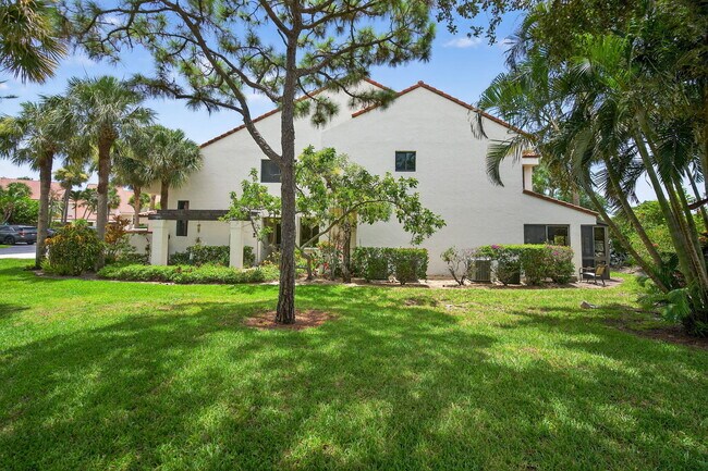 Building Photo - 405 Sea Oats Dr