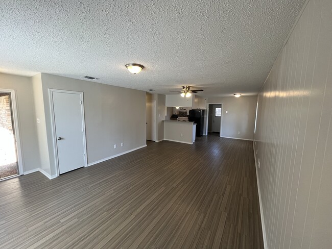 Building Photo - 13483 Rhudy Dr