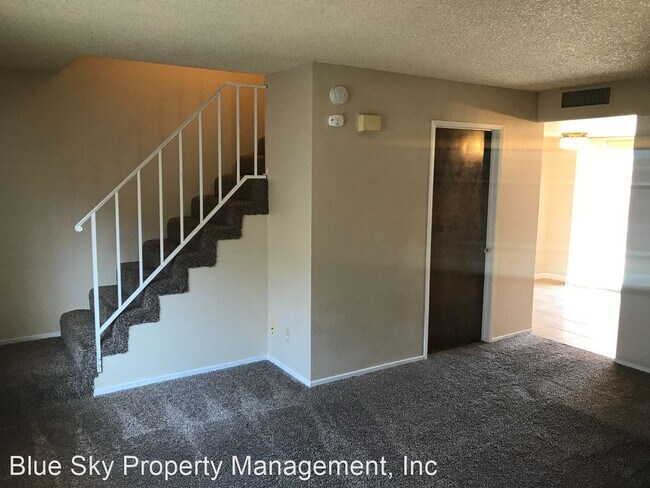 Foto del edificio - 1041 Stonegate Cove Dr