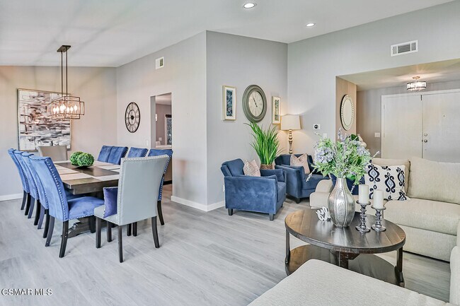 Building Photo - 207 Parkview Dr