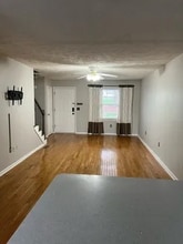 Building Photo - 644 Beaverview Dr