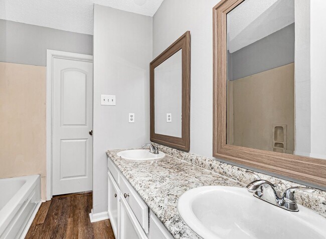 Foto del edificio - 2 Bedroom Condo in St Francisville Available Now