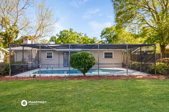 Building Photo - 4977 Brookmeade Dr