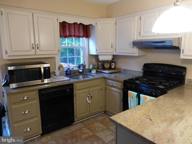 Building Photo - 8807 Aquary Ct