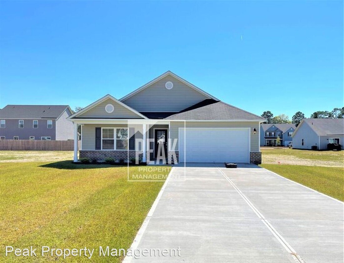 3 br, 2 bath House 122 Dasher Dr. House Rental in Stillwell, GA