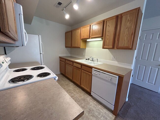 Foto del edificio - Spacious 2 Bed, 1.5 Bath in CDA!