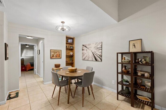 Foto del edificio - 12817 Hymeadow Dr