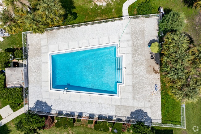 Pool 1 - Palm Square Condominiums