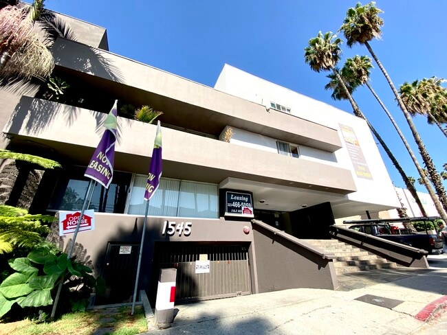 Building Photo - Bronson Towers