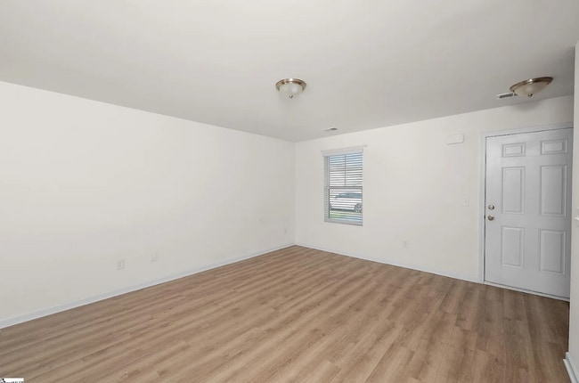 Foto del edificio - 422 Seaborn Cir