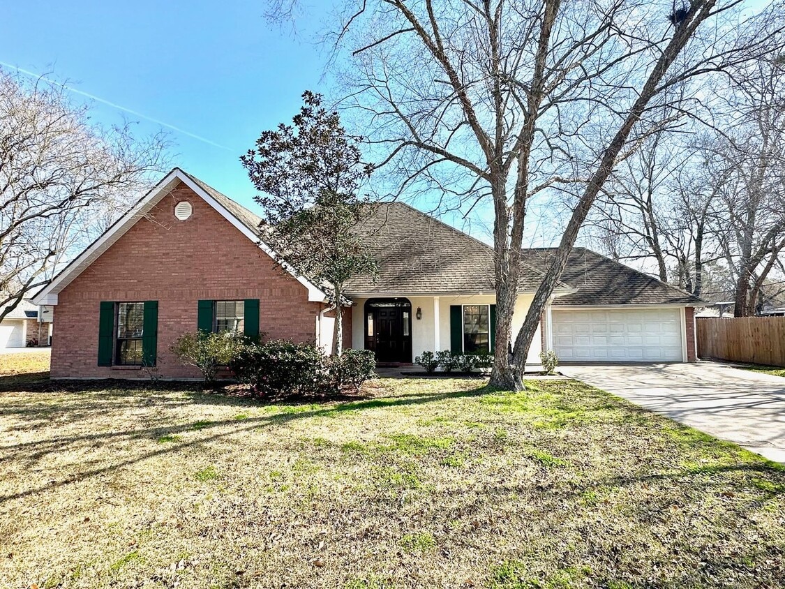 14138 Troy Duplessis Rd, Gonzales, LA 70737 House Rental in Gonzales