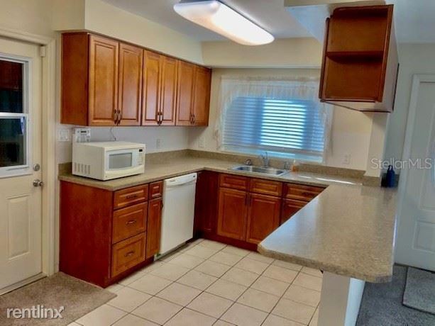 Building Photo - 3 br, 2 bath House - 4937 Oxford Ave N