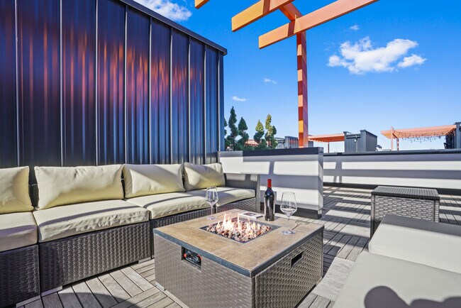 Azotea - 3034 Wilson Ct
