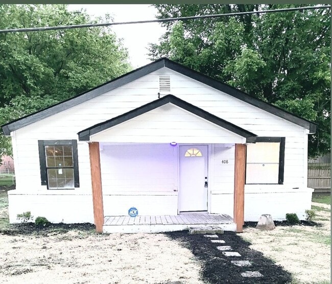 Foto del edificio - 408 Bowen Ave