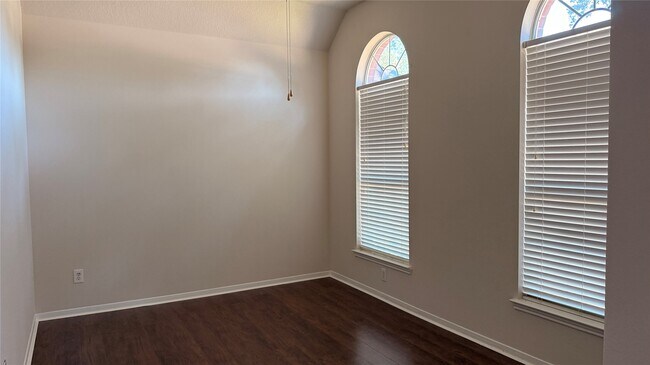 Foto del edificio - 2107 Auburn Vale St