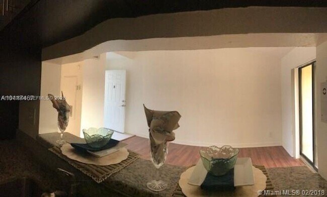 Foto del edificio - 4015 NW 87th Ave