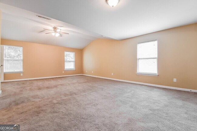 Building Photo - 6312 Selborn Dr SW