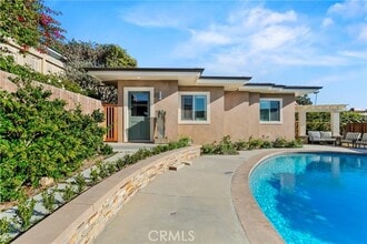 Building Photo - 418 Angelita Dr
