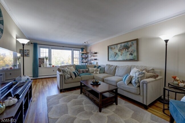 Foto del edificio - 565 Grove St