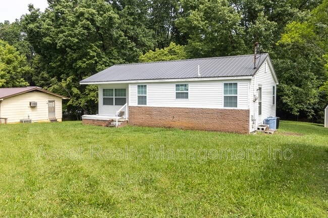 Building Photo - 507 Benton Cir