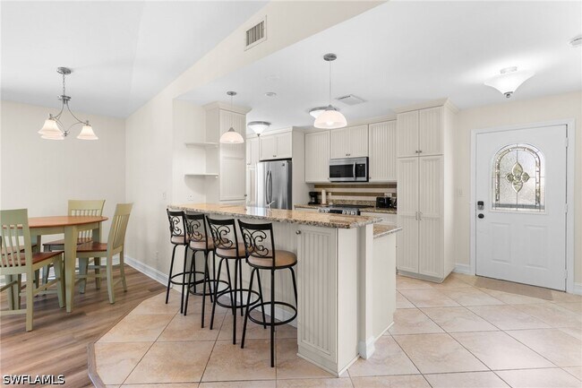 Building Photo - 324 Waterleaf Ct