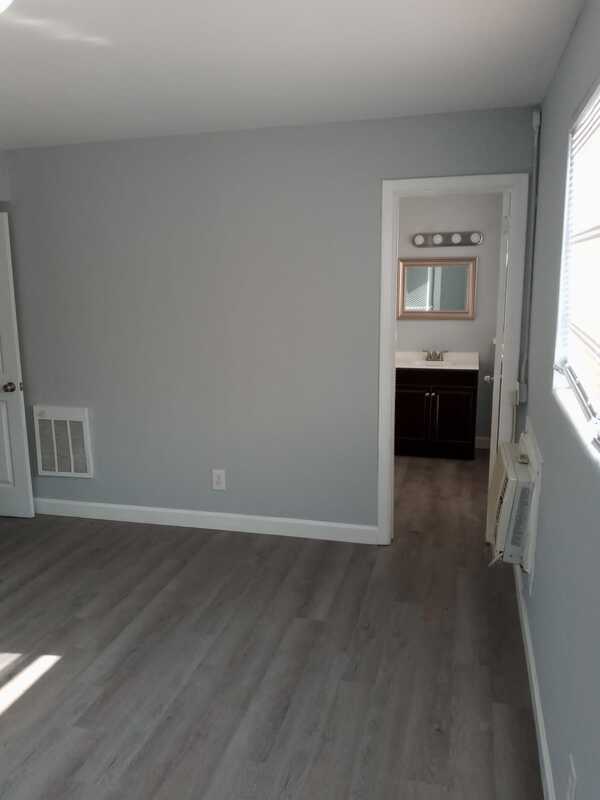 Building Photo - 5548 Playa Way