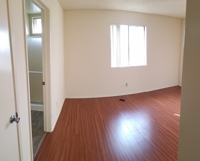 Foto del edificio - 7300 Valmont St