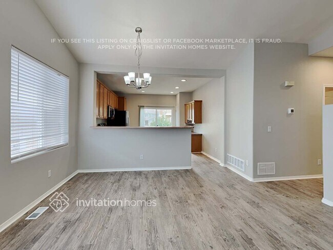 Foto del edificio - 6602 Summer Grace St
