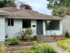 Building Photo - 10345 Dibble Ave NW